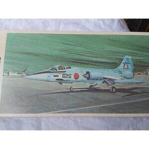 Vintage Hasegawa model kit 1:72 Lockheed F-104J Starfighter airplane 1970s Japan